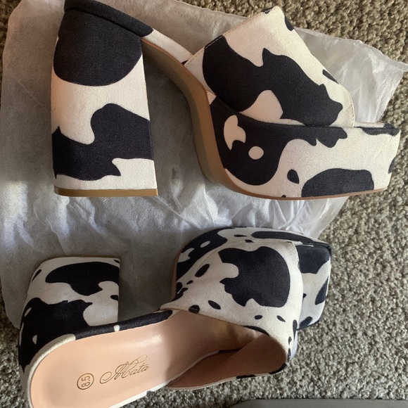 Cow Print Heels - Picture 1 of 2